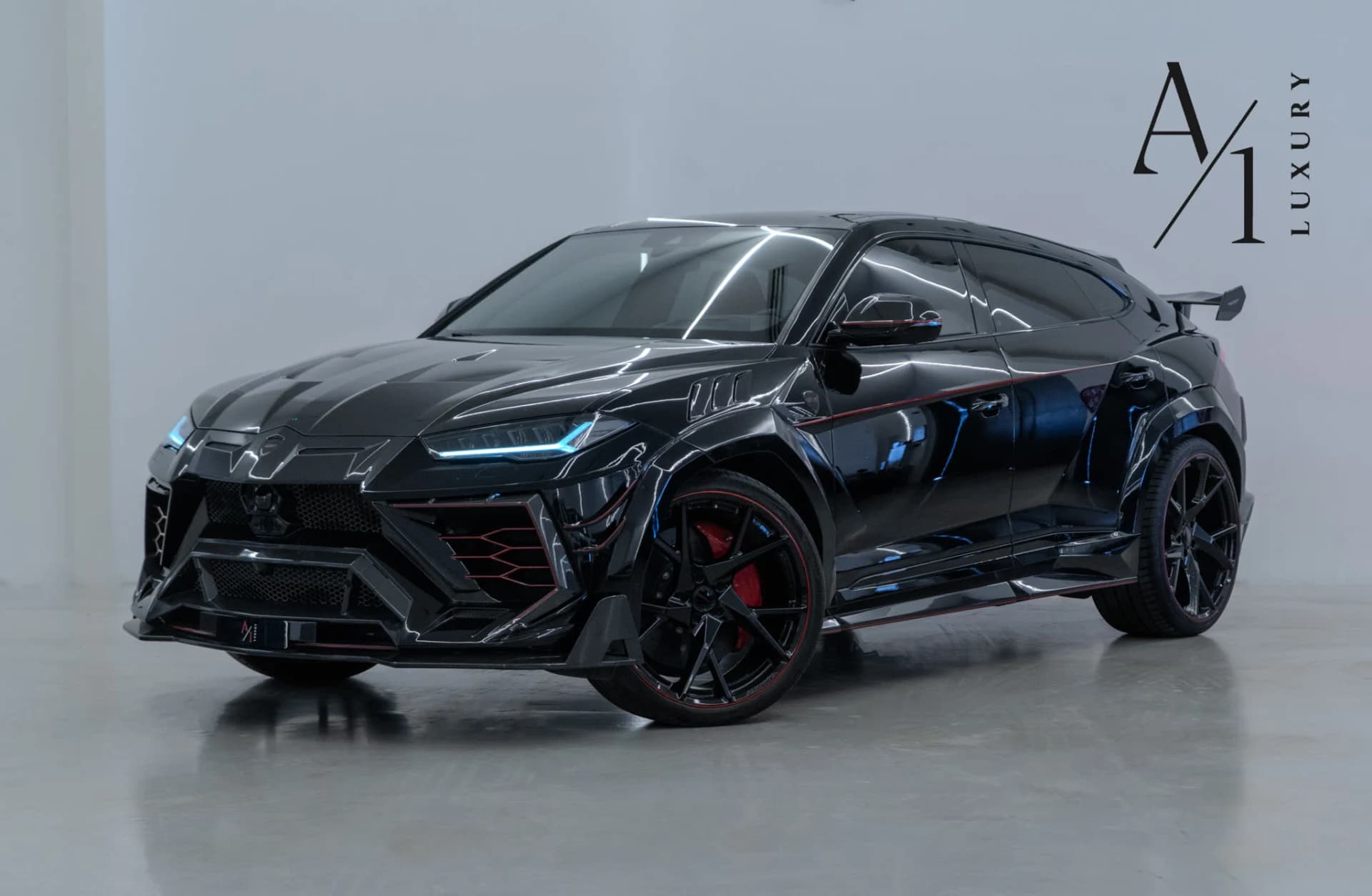 2021 Lamborghini Urus Mansory Edition Full Carbon Fiber