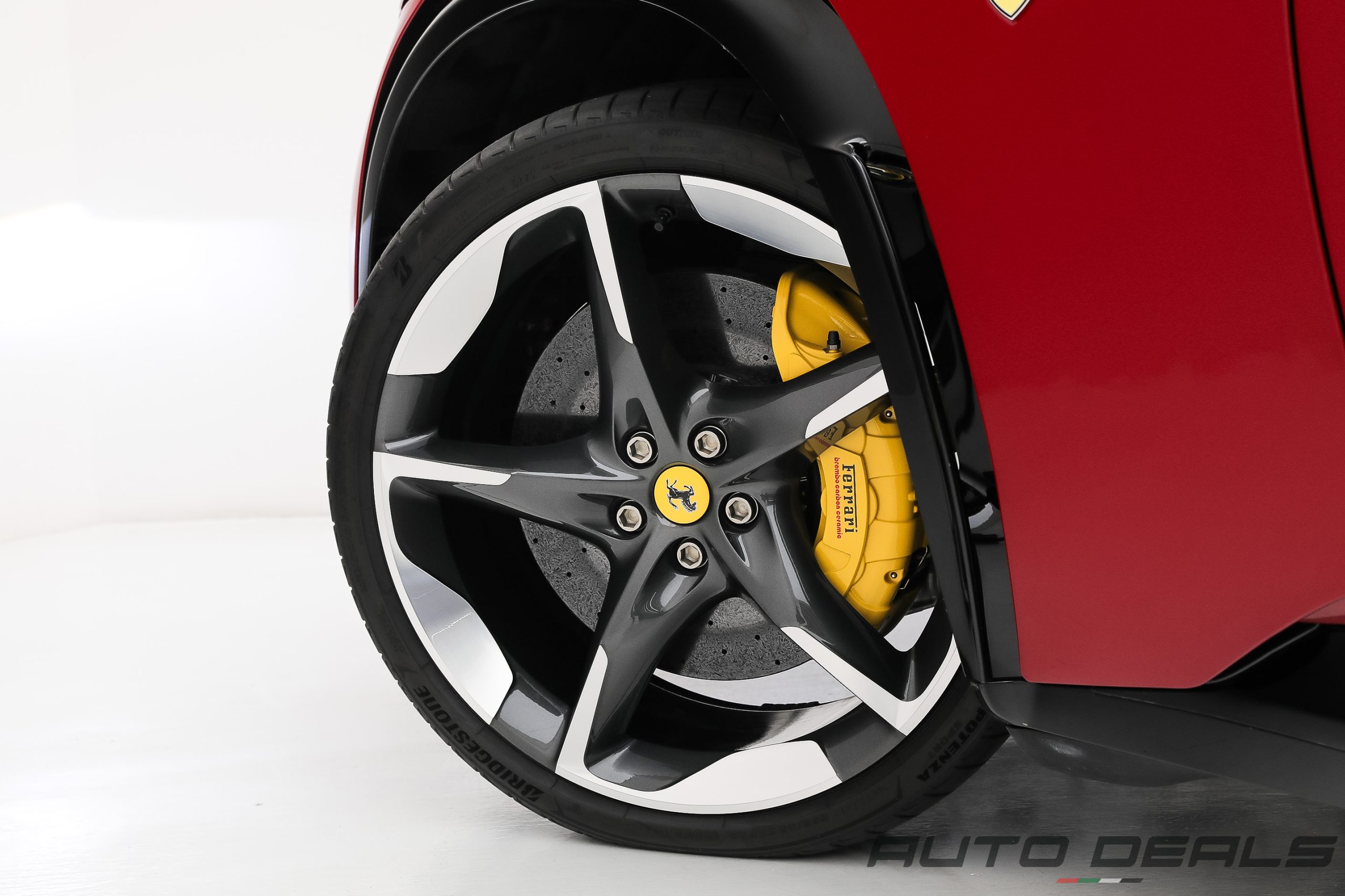 2025 Ferrari Purosangue GCC Specs Under Warranty 6.5L V12 photo 5
