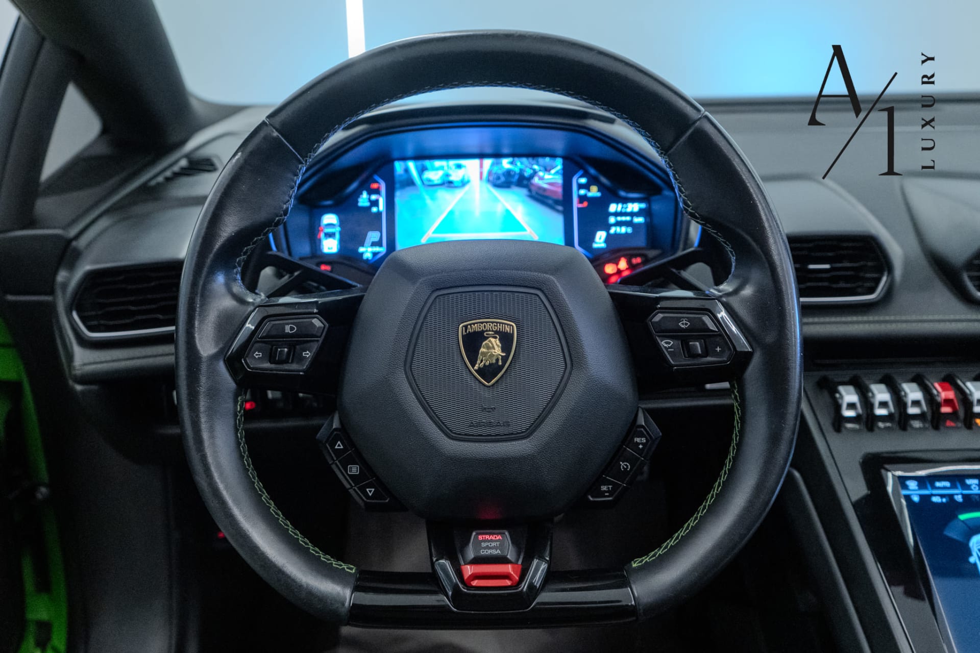 2022 Lamborghini Huracan EVO Spyder Green, 97,700 Kms photo 5