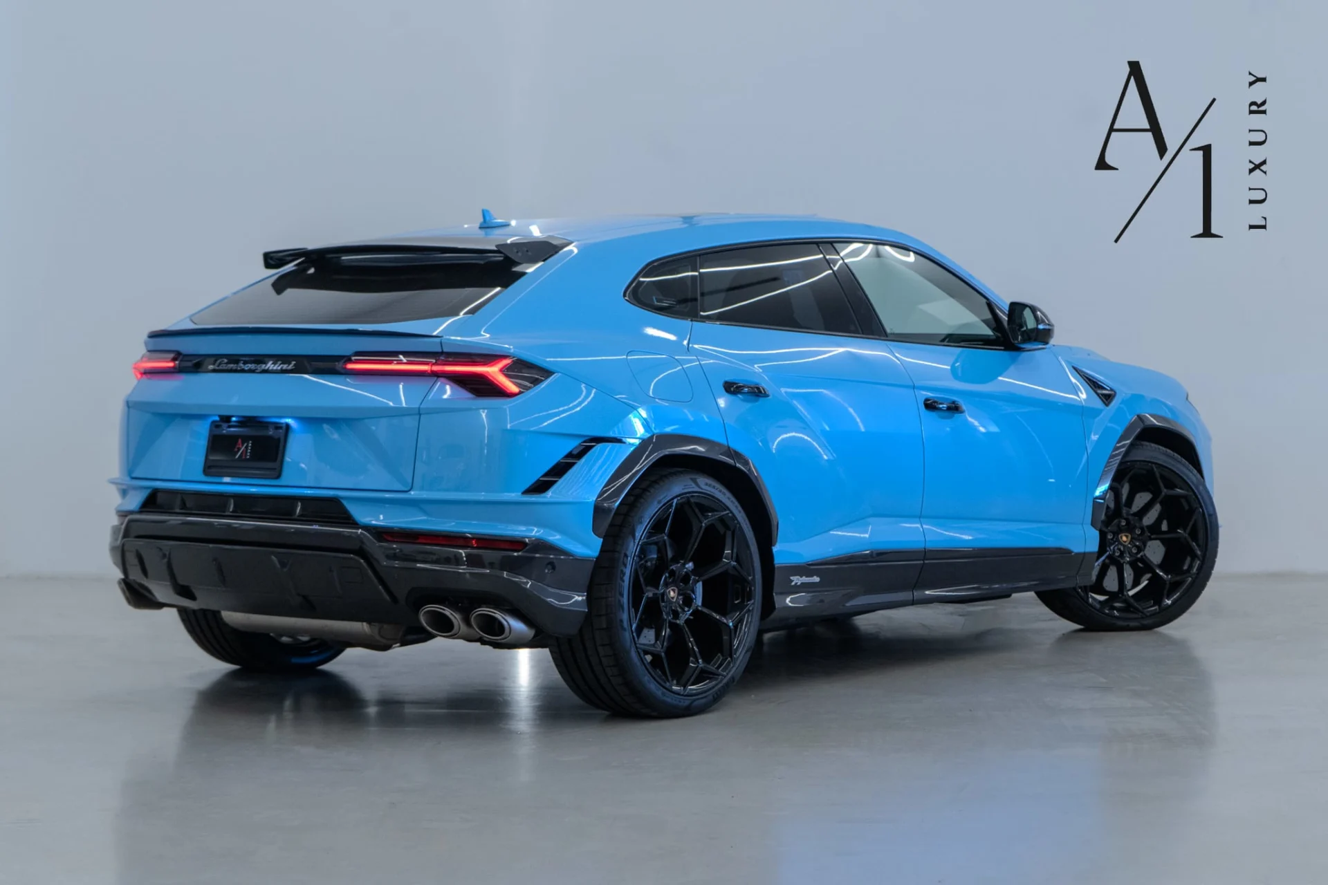 For Sale 2023 Lamborghini Urus Performante photo 2