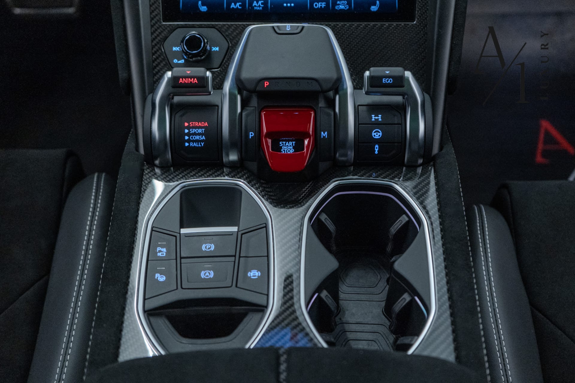 For Sale 2023 Lamborghini Urus Performante photo 3