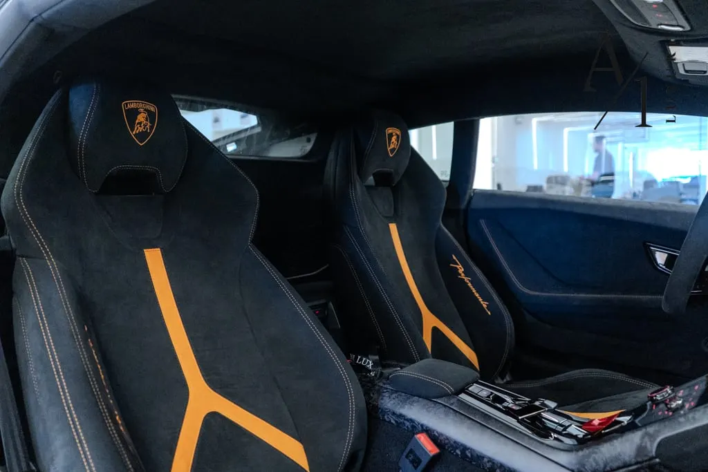2019 Lamborghini Huracán Performante Carbon Fiber Edition photo 4