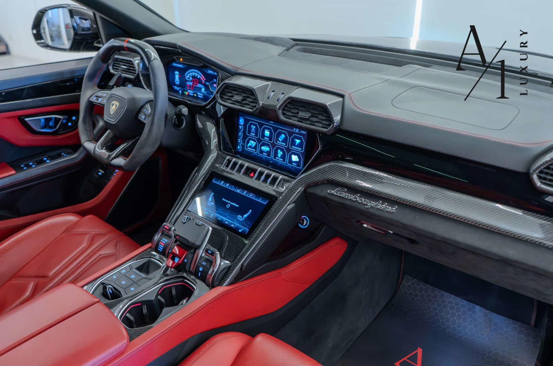 2021 Lamborghini Urus Mansory Edition Full Carbon Fiber photo 4
