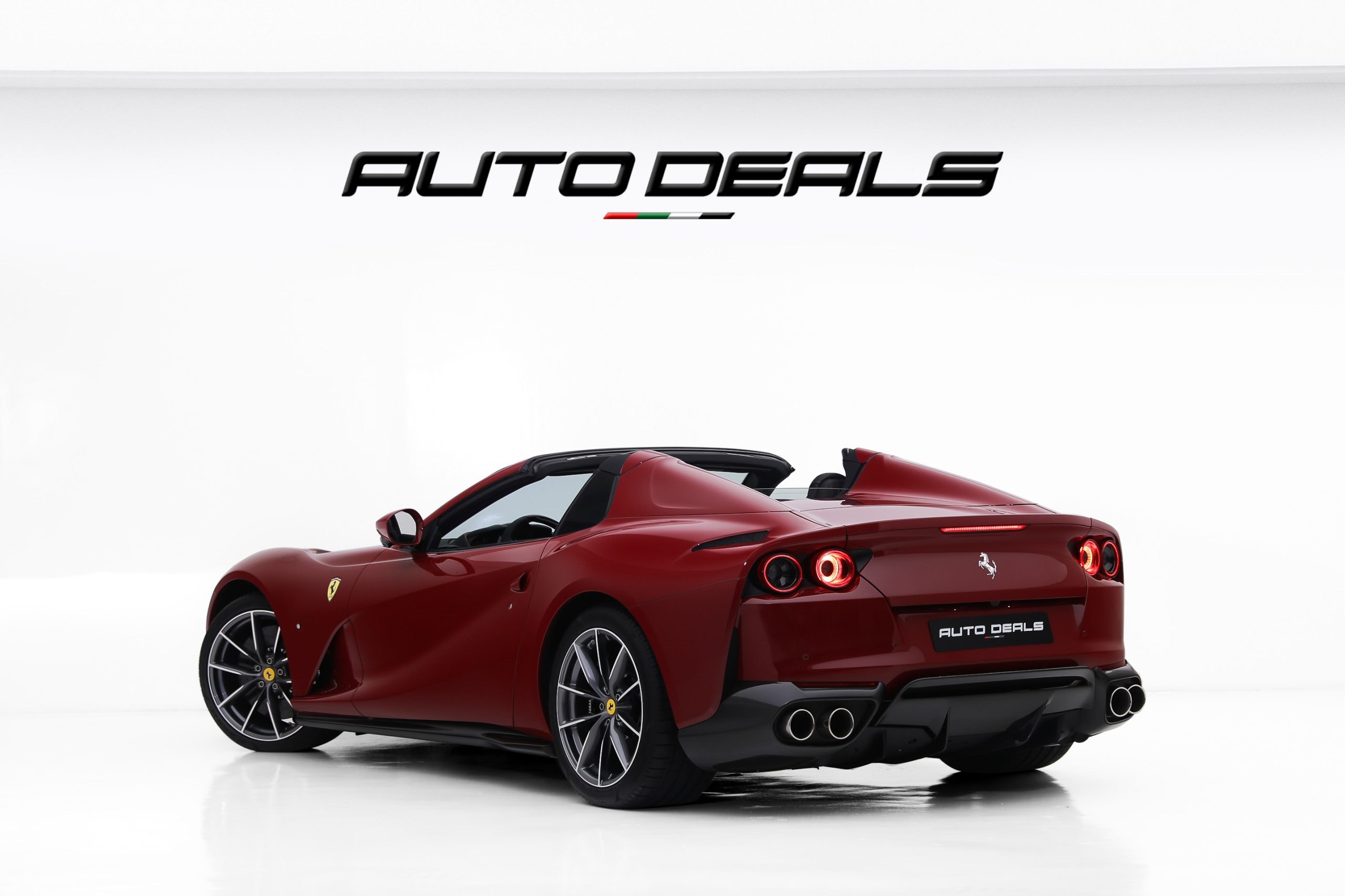 Buy 2022 Ferrari 812 GTS European Red, 800 HP, 191 Kms photo 5