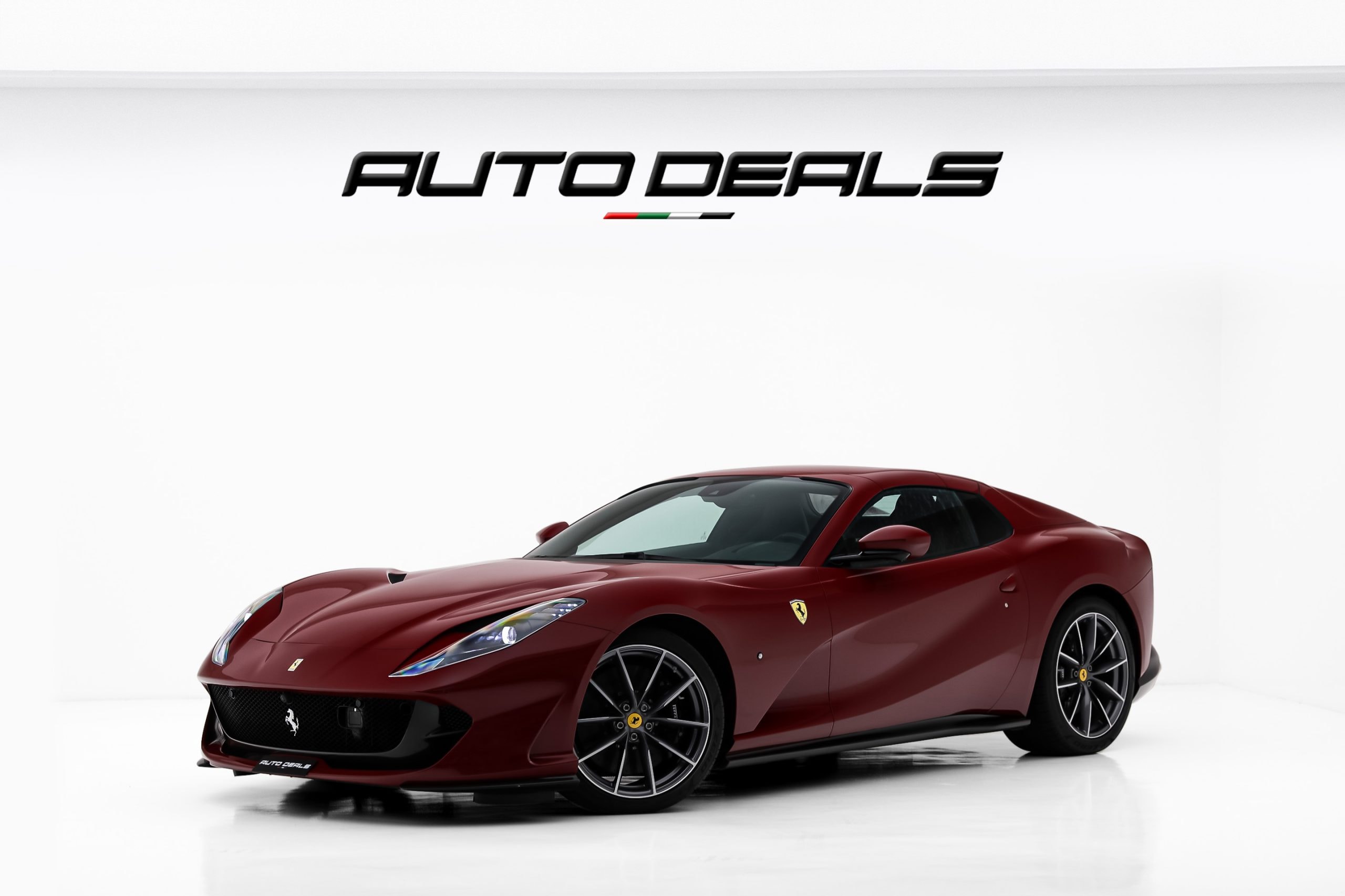 Buy 2022 Ferrari 812 GTS European Red, 800 HP, 191 Kms photo 1