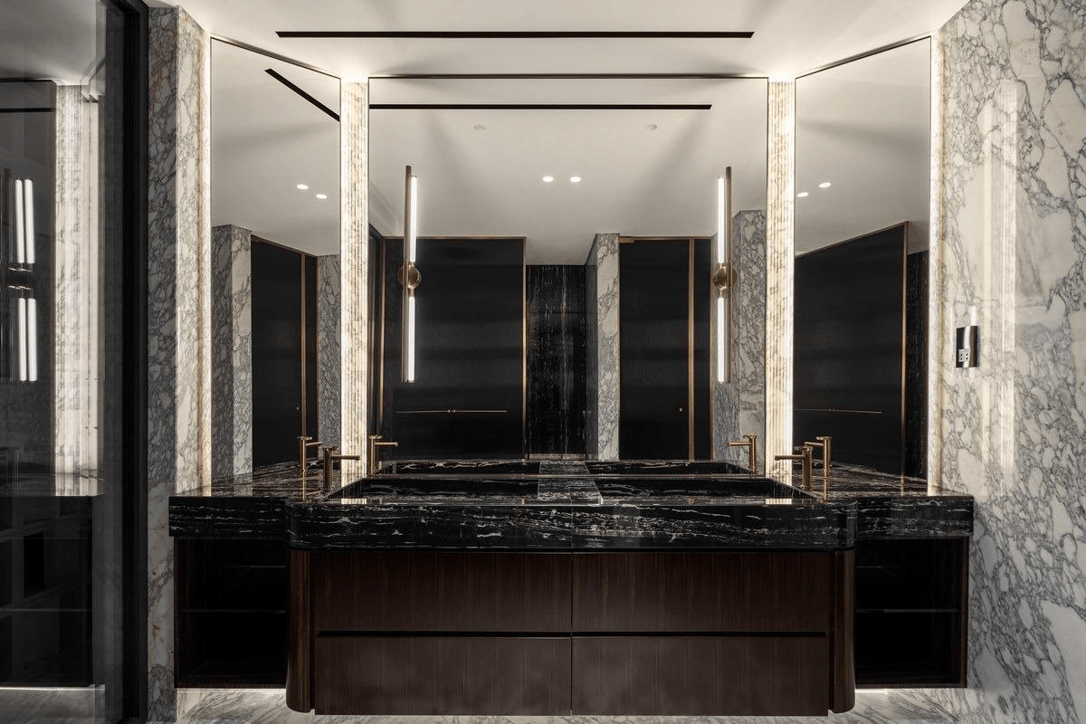 5-BR Signature Villa Frond P, Palm Jumeirah Marina Skyline Views photo 5